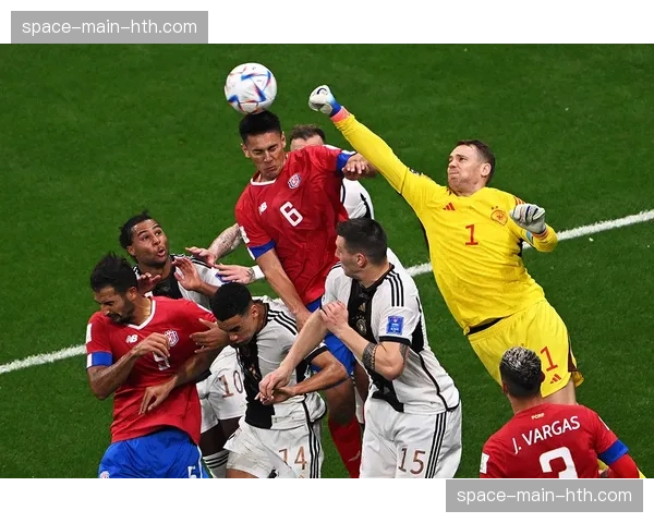 “欧冠主题公园”在卡塔尔多哈开幕，首日接待球迷超5万人次